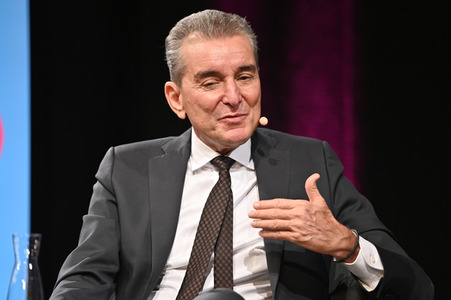 Lit.Cologne 2022 Spezial mit Michel Friedmann, Deniz Yücel und Nina Kunzendorf in Köln