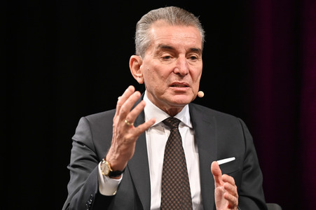 Lit.Cologne 2022 Spezial mit Michel Friedmann, Deniz Yücel und Nina Kunzendorf in Köln