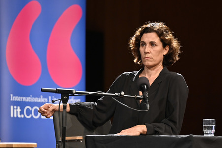Lit.Cologne 2022 Spezial mit Michel Friedmann, Deniz Yücel und Nina Kunzendorf in Köln