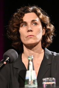 Lit.Cologne 2022 Spezial mit Michel Friedmann, Deniz Yücel und Nina Kunzendorf in Köln