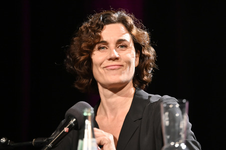 Lit.Cologne 2022 Spezial mit Michel Friedmann, Deniz Yücel und Nina Kunzendorf in Köln