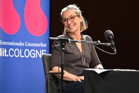 Lit.Cologne 2022 Spezial mit Susanne Abel und Vera Teltz in Köln
