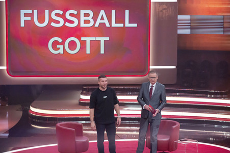 RTL-Live-Show '2021! Menschen, Bilder, Emotionen' in Hürth