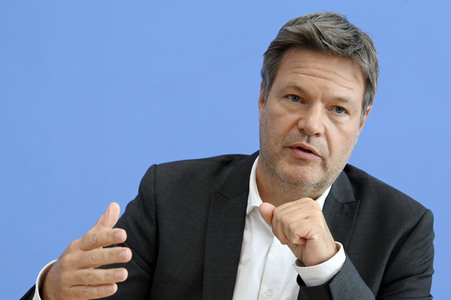 Bundespressekonferenz Vorstellung der Herbstprojektion in Berlin