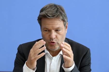 Bundespressekonferenz Vorstellung der Herbstprojektion in Berlin