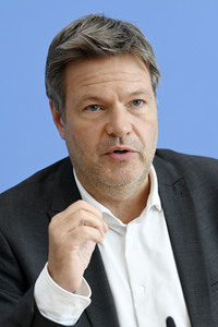 Bundespressekonferenz Vorstellung der Herbstprojektion in Berlin