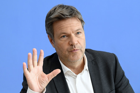Bundespressekonferenz Vorstellung der Herbstprojektion in Berlin