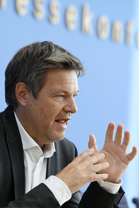 Bundespressekonferenz Vorstellung der Herbstprojektion in Berlin