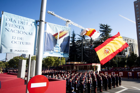 Militärparade zum spanischen Nationalfeiertag in Madrid