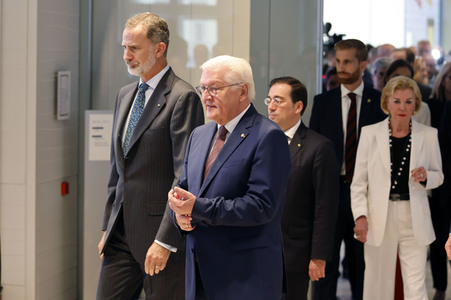 Bundespräsident Steinmeier und König Felipe VI. beim Deutsch-Spanischen Forum in Berlin