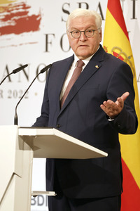 Bundespräsident Steinmeier und König Felipe VI. beim Deutsch-Spanischen Forum in Berlin
