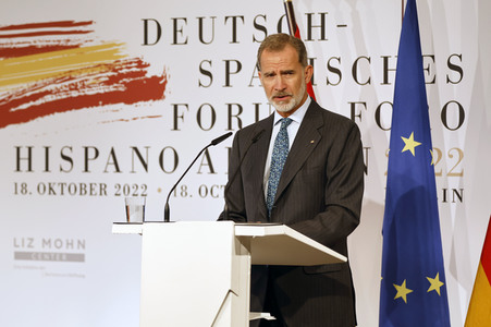 Bundespräsident Steinmeier und König Felipe VI. beim Deutsch-Spanischen Forum in Berlin