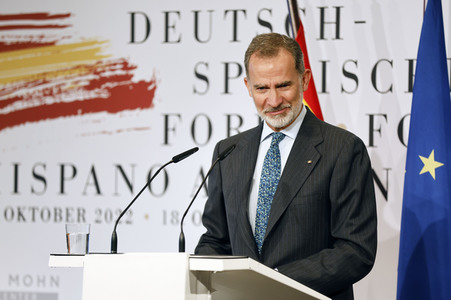 Bundespräsident Steinmeier und König Felipe VI. beim Deutsch-Spanischen Forum in Berlin
