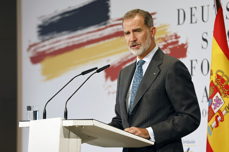 Bundespräsident Steinmeier und König Felipe VI. beim Deutsch-Spanischen Forum in Berlin