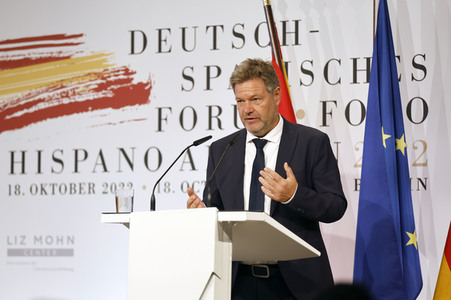 Robert Habeck beim Deutsch-Spanischen Forum in Berlin