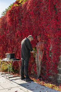 NATURE ART: Red Color Wall Bodypainting