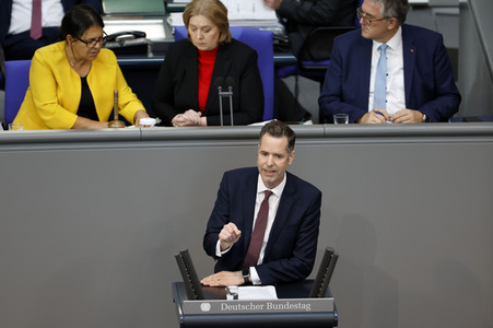 63. Sitzung des Deutschen Bundestages in Berlin