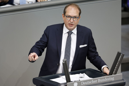 63. Sitzung des Deutschen Bundestages in Berlin