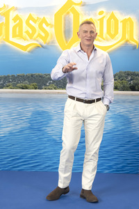 Photocall 'Glass Onion: A Knives Out Mystery' in Madrid