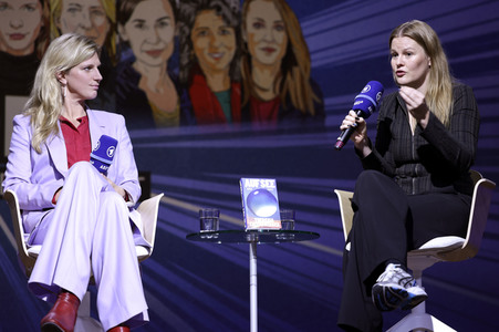 Maja Göpel und Theresia Enzensberger auf der Frankfurter Buchmesse 2022
