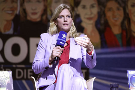 Maja Göpel und Theresia Enzensberger auf der Frankfurter Buchmesse 2022