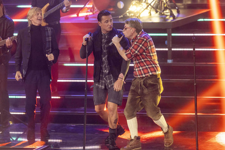 TV-Show 'Das große Schlagerjubiläum 2022 - Auf die nächsten 100!' in Leipzig