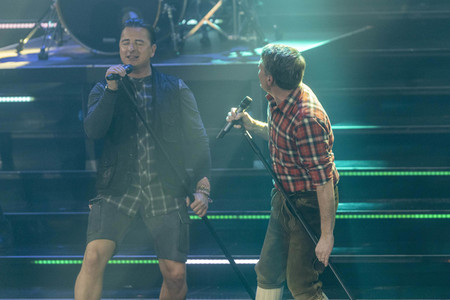 TV-Show 'Das große Schlagerjubiläum 2022 - Auf die nächsten 100!' in Leipzig