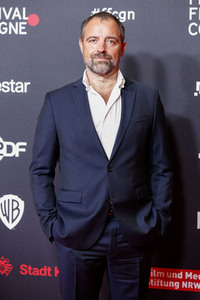 Serienscreening 'Bonn - Alte Freunde, neue Feinde', Film Festival Cologne 2022