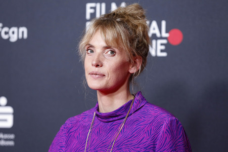 Serienscreening 'Bonn - Alte Freunde, neue Feinde', Film Festival Cologne 2022