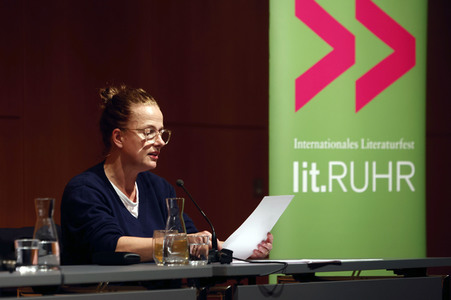Claudia Michelsen und Fabian Hinrichs auf der Lit.Ruhr 2022 in Essen