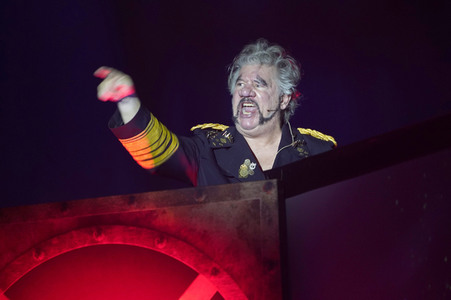 Musicalaufführung '20.000 Meilen unter dem Meer - Das Fantasy Musical' in Berlin