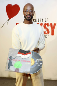 Charity Event in der Banksy Ausstellung in Hamburg