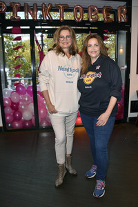 Pinktober Charity-Aktion in Berlin