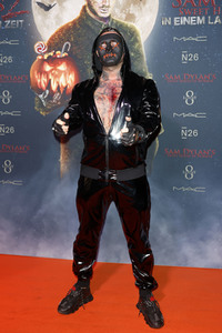 Sam Dylan's 'Sweet House of Horror' Promi-Halloween Party in Köln