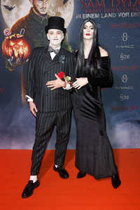 Sam Dylan's 'Sweet House of Horror' Promi-Halloween Party in Köln