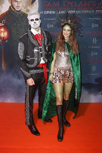 Sam Dylan's 'Sweet House of Horror' Promi-Halloween Party in Köln