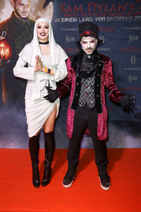 Sam Dylan's 'Sweet House of Horror' Promi-Halloween Party in Köln