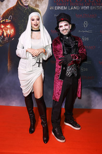 Sam Dylan's 'Sweet House of Horror' Promi-Halloween Party in Köln