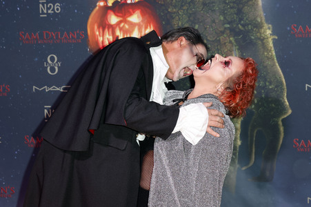 Sam Dylan's 'Sweet House of Horror' Promi-Halloween Party in Köln