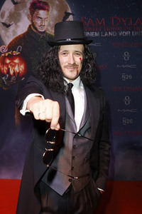 Sam Dylan's 'Sweet House of Horror' Promi-Halloween Party in Köln