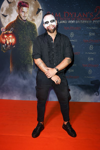 Sam Dylan's 'Sweet House of Horror' Promi-Halloween Party in Köln