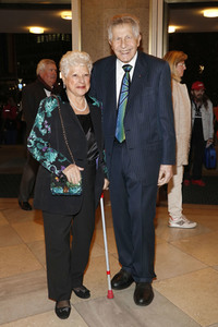 Theaterpremiere 'Marie-Antoinette oder Kuchen für alle!' in Berlin