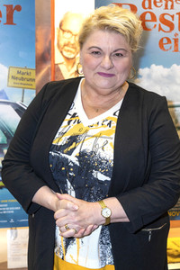 Filmpreview 'Wer gräbt den Bestatter ein?' in München