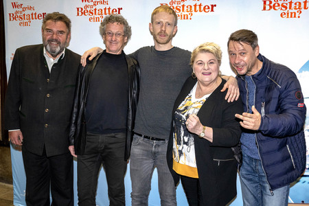 Filmpreview 'Wer gräbt den Bestatter ein?' in München