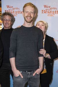 Filmpreview 'Wer gräbt den Bestatter ein?' in München