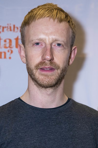 Filmpreview 'Wer gräbt den Bestatter ein?' in München