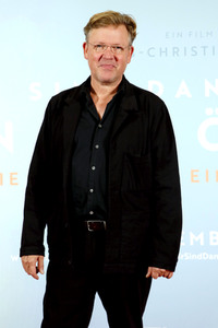 Filmpremiere 'Wir sind dann wohl die Angehörigen' in Berlin