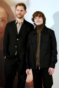 Filmpremiere 'Wir sind dann wohl die Angehörigen' in Berlin