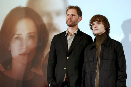 Filmpremiere 'Wir sind dann wohl die Angehörigen' in Berlin