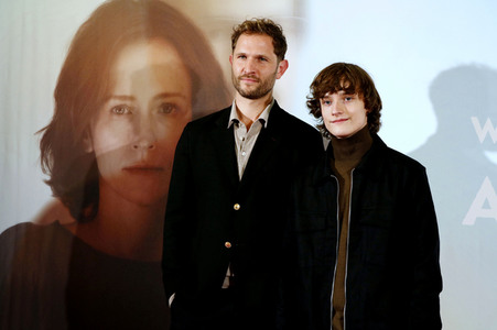 Filmpremiere 'Wir sind dann wohl die Angehörigen' in Berlin